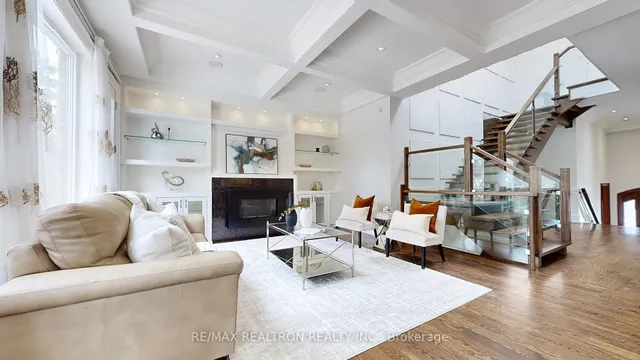 Additional image 11 of 214 Harlandale Ave