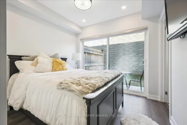 Additional image 28 of 1121 Cooke Blvd Unit 61