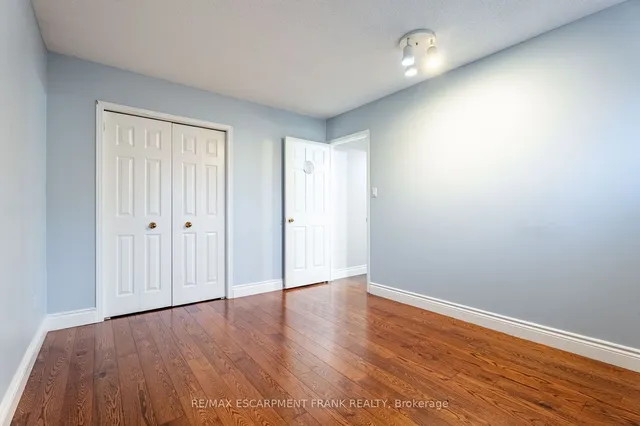 Additional image 21 of 7 GRANDOAKS Dr