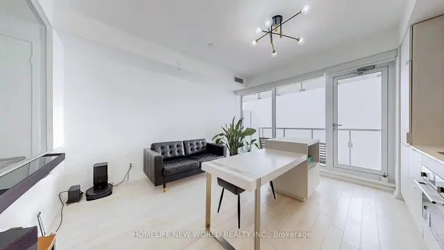 Additional image 3 of 197 Yonge St Unit 5803