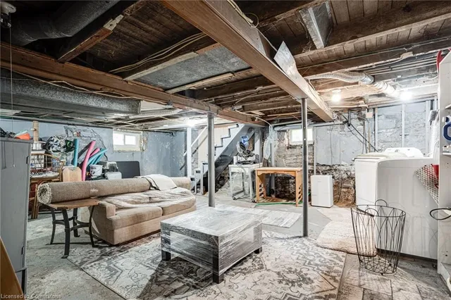 Additional image 32 of 44 Steven St