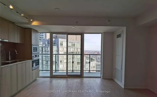 Additional image 3 of 955 Bay St Unit 2403