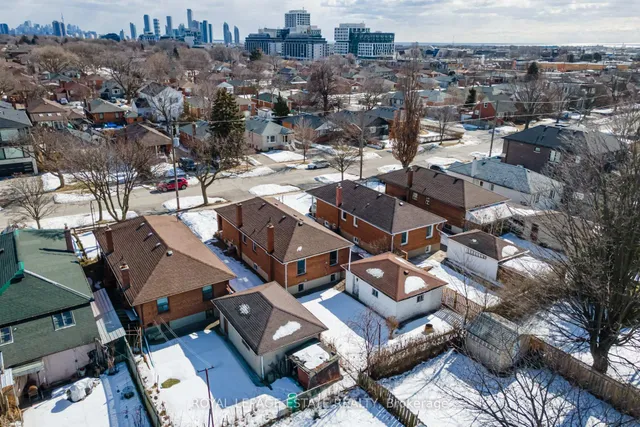 Additional image 35 of 38 Brawley Ave