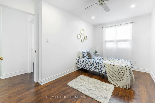 Additional image 30 of 7560 Goreway Dr Unit 18