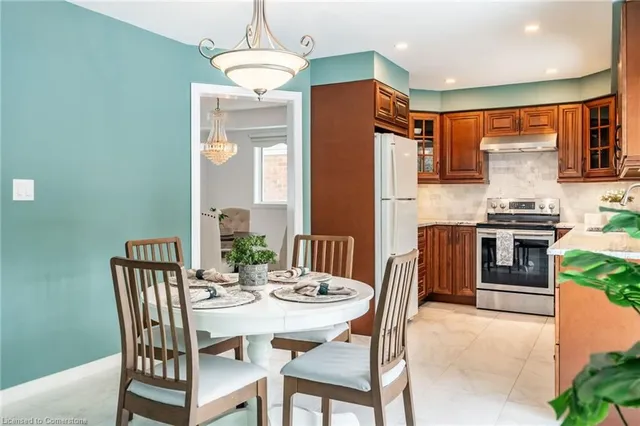 Additional image 12 of 13 Waterwheel Cres