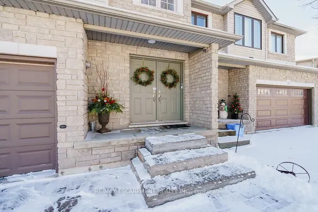 Additional image 4 of 104 FOXBOROUGH Dr