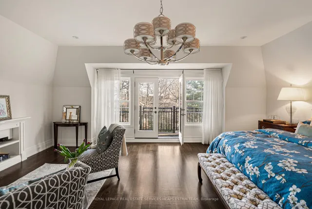 Additional image 31 of 243 Rose Park Dr