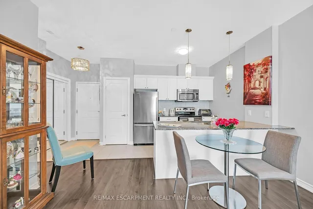 Additional image 9 of 95 Wilson St Unit 101