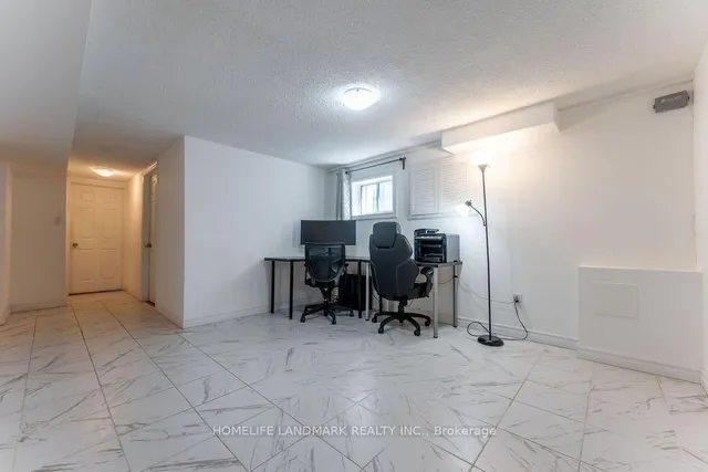 Additional image 18 of 89 PETWORTH Cres