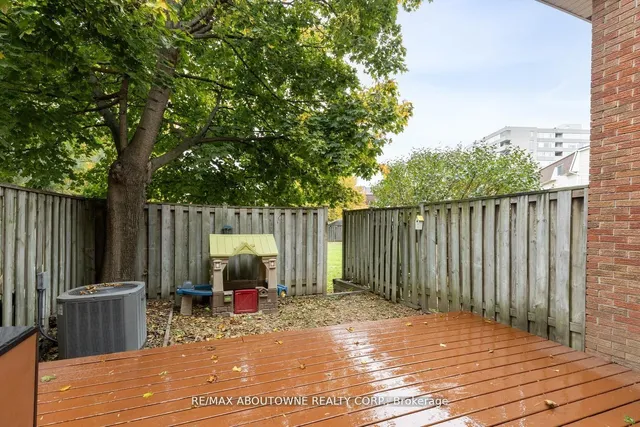 Additional image 29 of 11 Harrisford St Unit 100