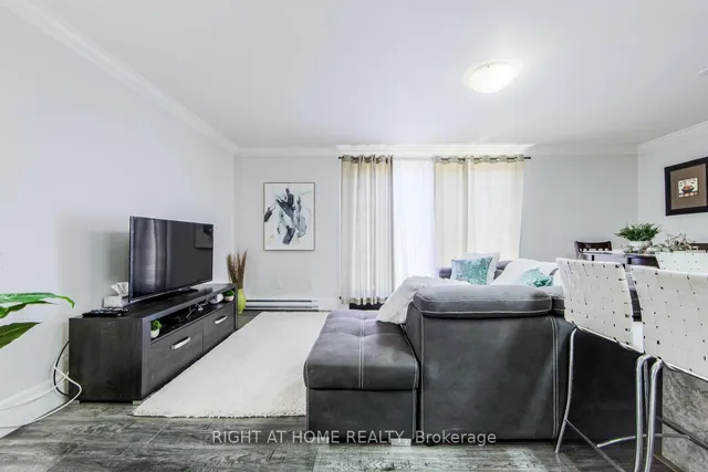 Additional image 15 of 1008 FALGARWOOD Dr Unit 1