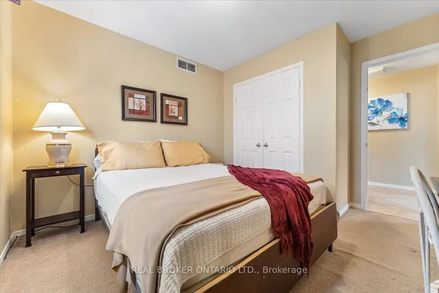 Additional image 18 of 47 MASSENA Dr