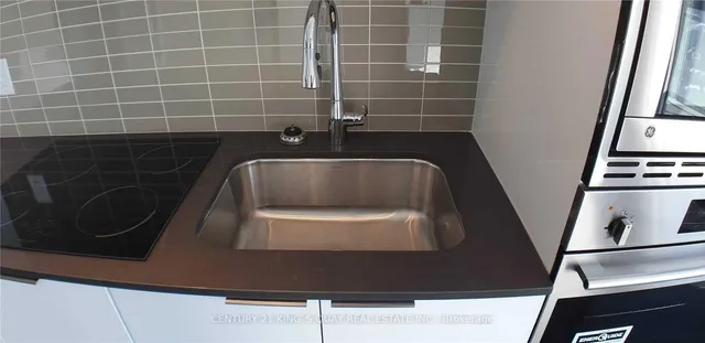 Additional image 11 of 955 Bay St Unit 2808