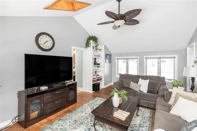 Additional image 20 of 42 Thornwood Dr