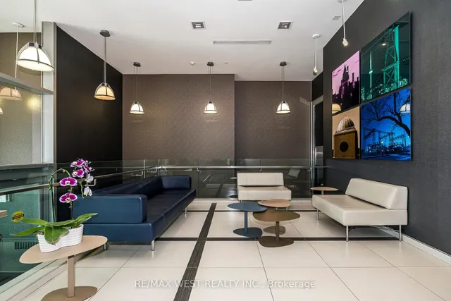 Additional image 6 of 380 Macpherson Ave Unit 333