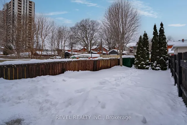 Additional image 40 of 51 Tisdale St