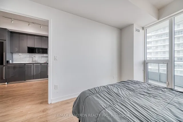 Additional image 28 of 115 Mcmahon Dr Unit 2606
