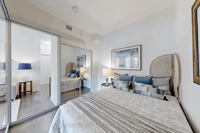 Additional image 18 of 955 Bay St Unit 409