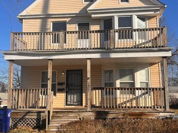 8503 Connecticut Ave, Cleveland, OH 44105