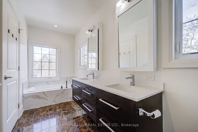 Additional image 33 of 107 Bayview Rdge