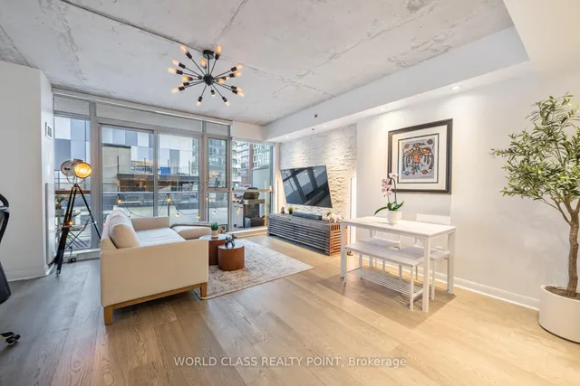 Additional image 7 of 375 King St Unit 705