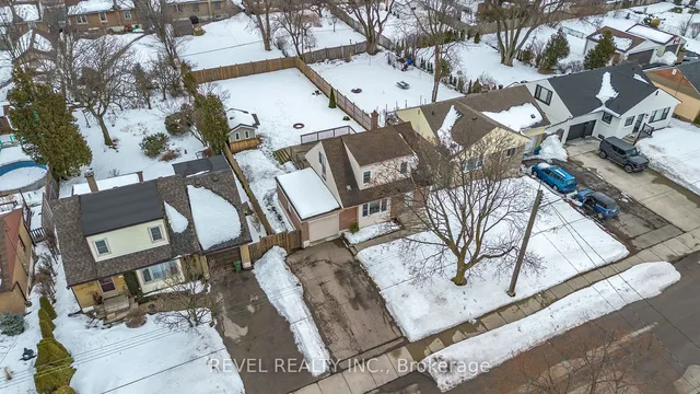 Additional image 40 of 409 East 36th St