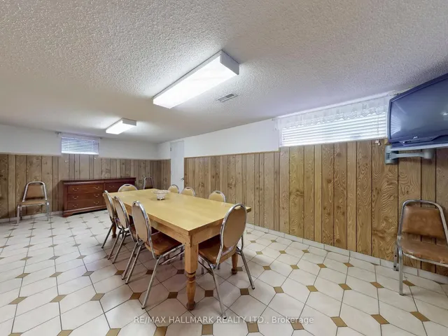 Additional image 33 of 36 Elana Dr