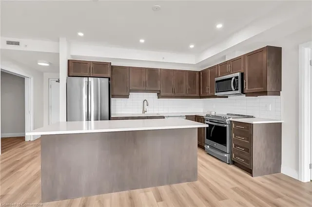 Additional image 5 of 153 Wilson St Unit 215