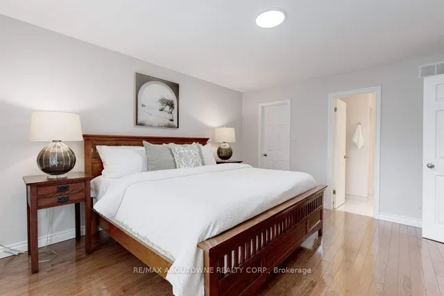 Additional image 18 of 1187 Lambeth Rd