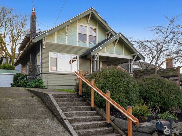 2935 Mayfair Avenue N, Seattle, WA 98109