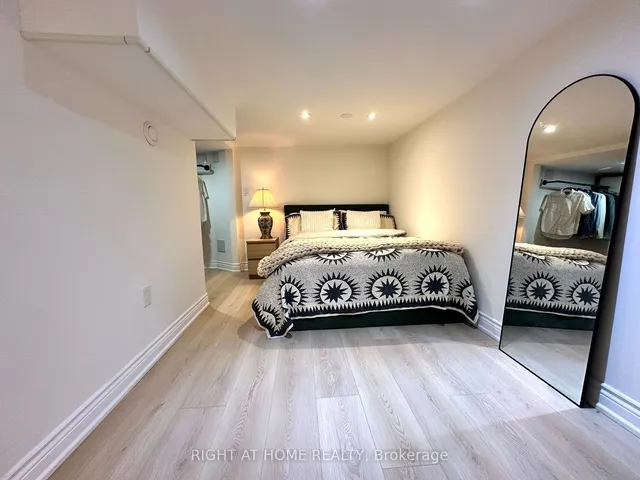 Additional image 29 of 547 Saint Clarens Ave