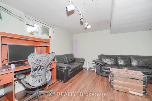 Additional image 30 of 47 Combe Ave