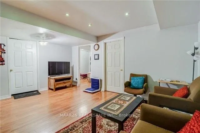 Additional image 19 of 7258 Dime Cres