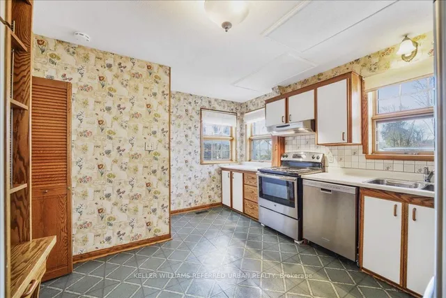 Additional image 11 of 8 Abbotsford Rd