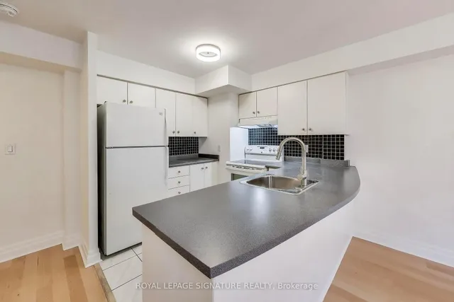 Additional image 3 of 415 Jarvis St Unit 334