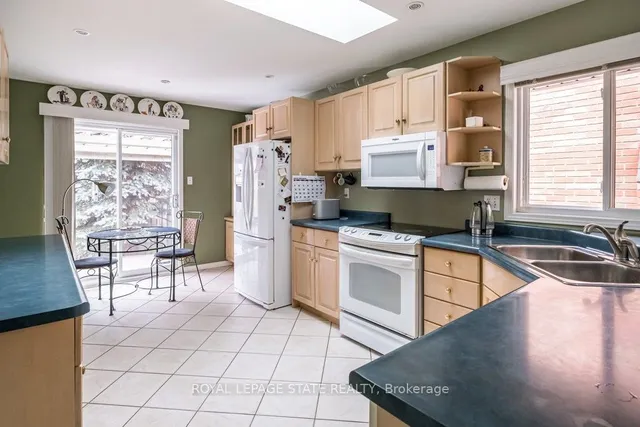 Additional image 13 of 60 Redfern Ave