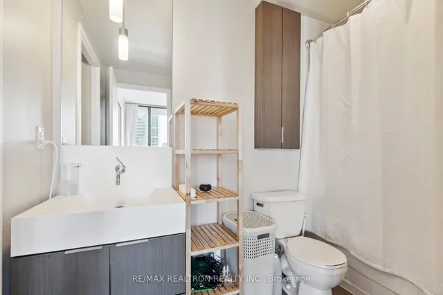 Additional image 22 of 110 Charles St Unit 2006