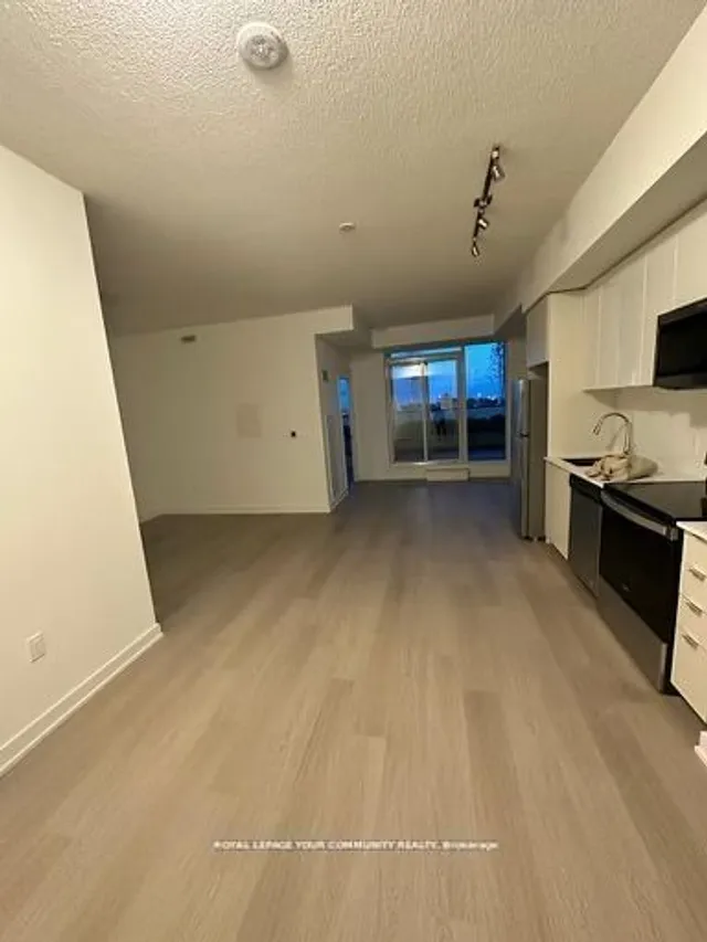 Additional image 6 of 859 The Queensway N/A Unit 207