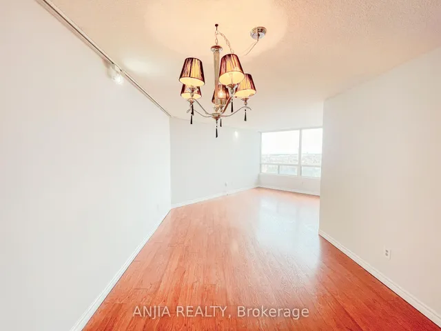 Additional image 22 of 300 Alton Towers Circ Unit 1601