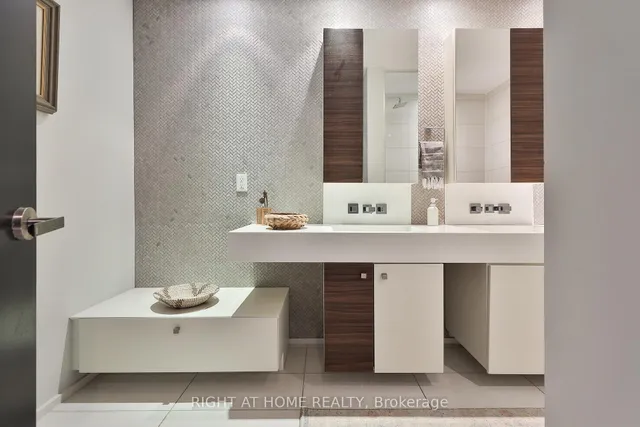 Additional image 19 of 231 Claremont St