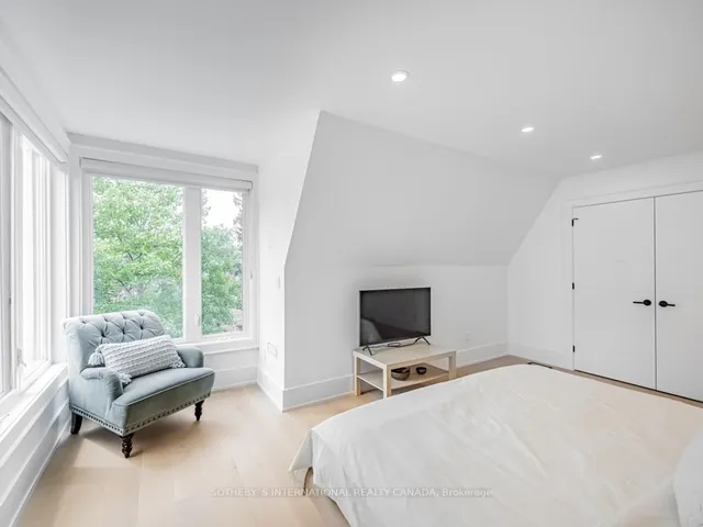 Additional image 20 of 6 Twenty Fifth St