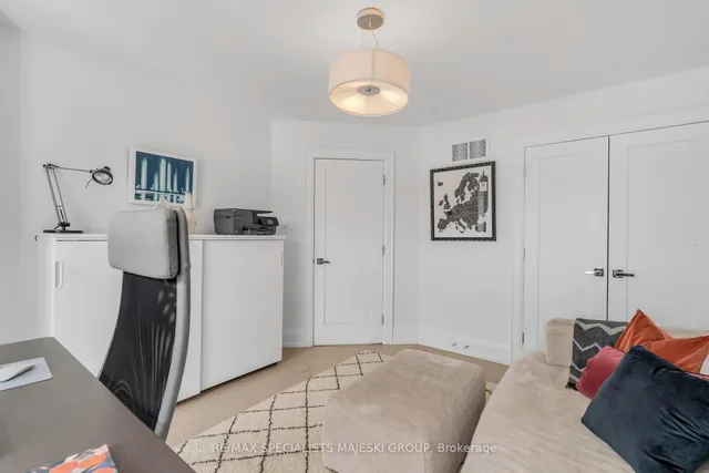 Additional image 31 of 212b Queens Ave