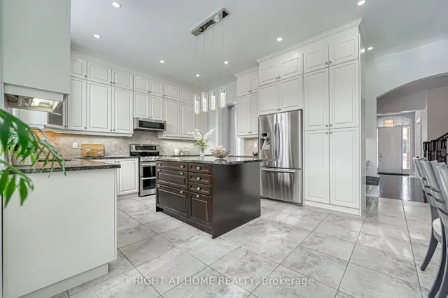 Additional image 21 of 62 Elbern Markell Dr