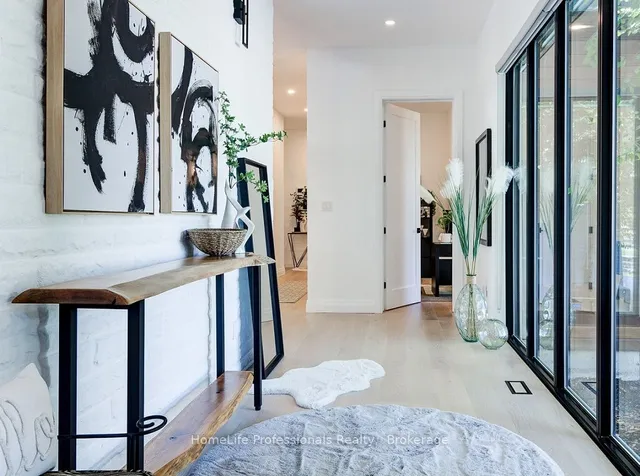 Additional image 5 of 806 Alexander Rd