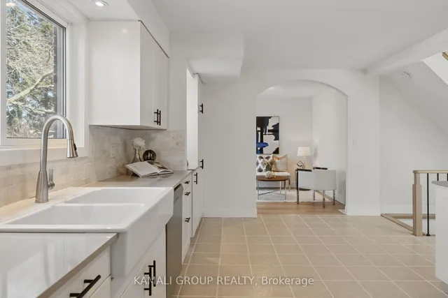 Additional image 16 of 90 Euclid Ave