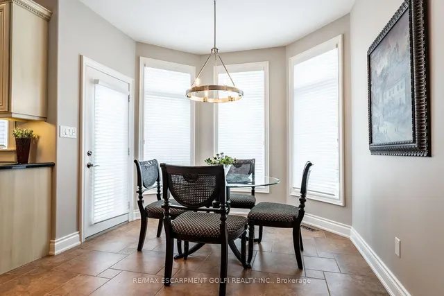 Additional image 12 of 35 Chiara Dr