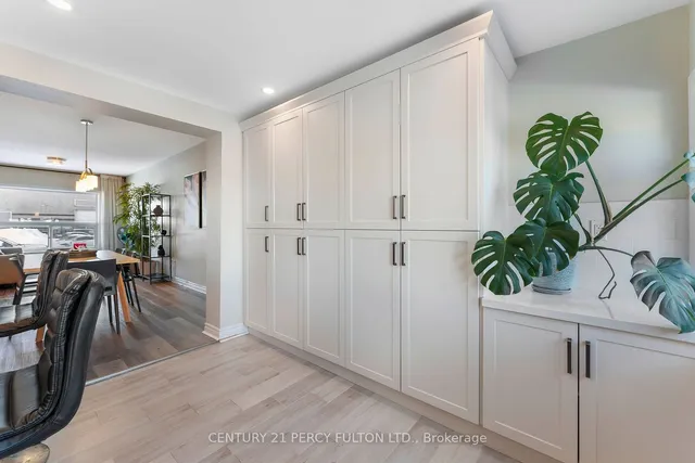 Additional image 11 of 111 Melrose Ave