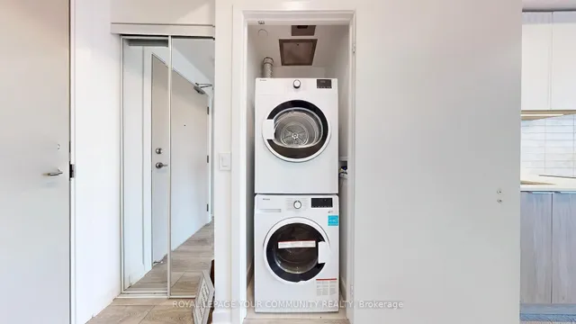 Additional image 16 of 2020 Bathurst St Unit 1911