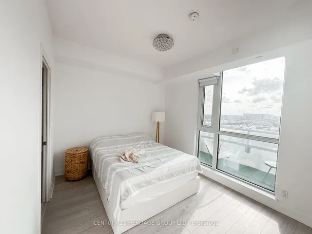 Additional image 10 of 15 Zorra St Unit 408