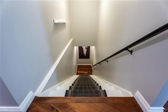 Additional image 35 of 715 Robson Rd